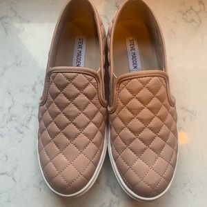 Steve Madden Ecentrcq Slip On Sneakers 7.5 Blush